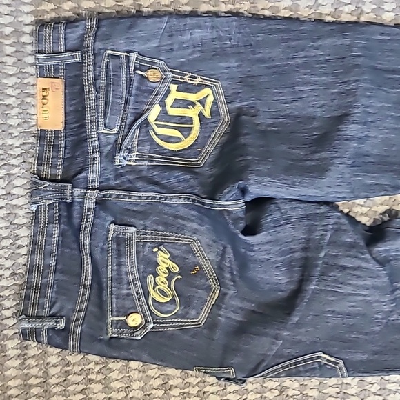 Coogi Jeans Dark wash Gold‎ Accents - Picture 3 of 12